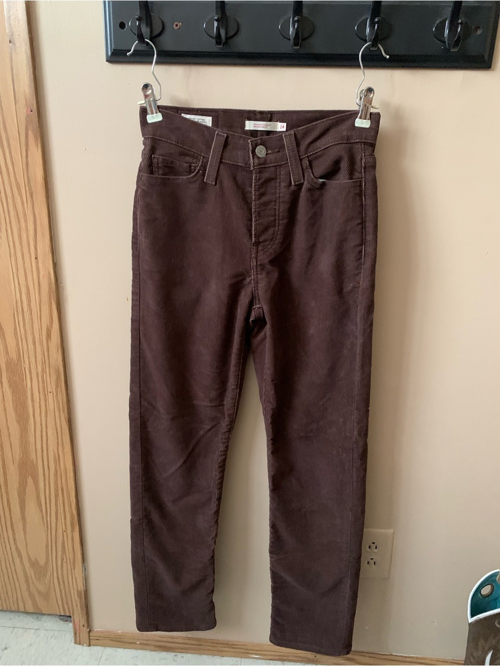 Levi's women’s Brown Corduroy Pants